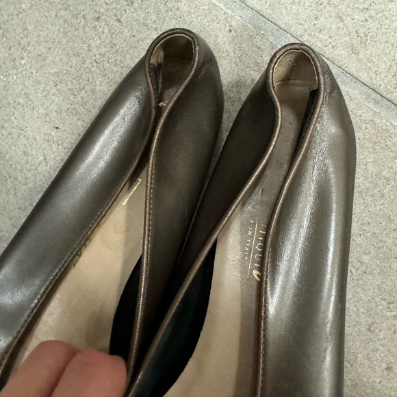 Salvatore Ferragamo Metallic Brown Leather Flats - Picture 4 of 10